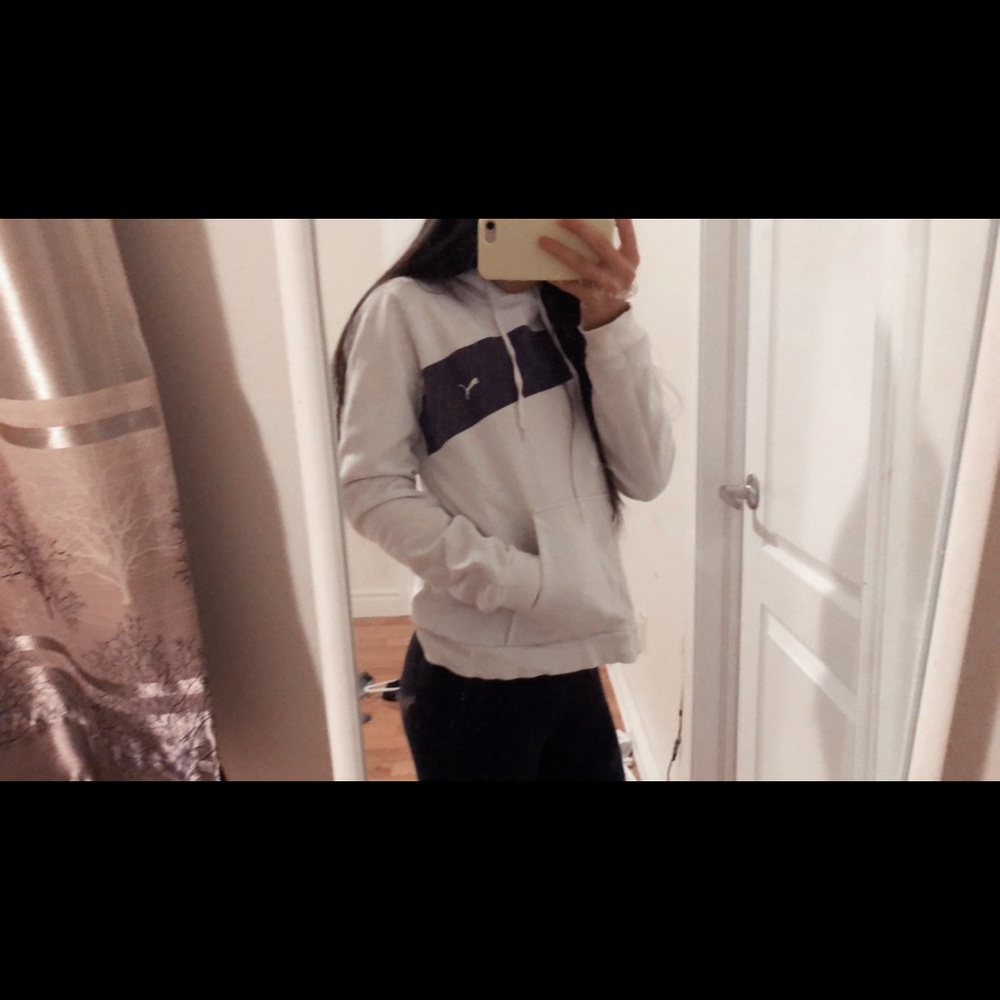 Puma sweater